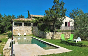 Beautiful home in Méjannes-le-Clap with Outdoor swimming pool, WiFi and 4 Bedrooms